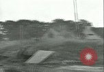 Standbild alliierten Truppen SAINT MALO FRANKREICH, 1944, aus Sekunde 20 historischem Filmmaterial Videoclip 65675020668