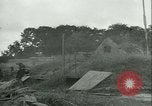 Standbild alliierten Truppen SAINT MALO FRANKREICH, 1944, aus Sekunde 23 historischem Filmmaterial Videoclip 65675020668