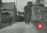 Standbild alliierten Truppen SAINT MALO FRANKREICH, 1944, aus Sekunde 29 historischem Filmmaterial Videoclip 65675020668