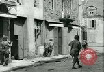 Standbild alliierten Truppen SAINT MALO FRANKREICH, 1944, aus Sekunde 44 historischem Filmmaterial Videoclip 65675020668