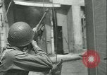 Standbild alliierten Truppen SAINT MALO FRANKREICH, 1944, aus Sekunde 45 historischem Filmmaterial Videoclip 65675020668