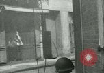 Standbild alliierten Truppen SAINT MALO FRANKREICH, 1944, aus Sekunde 53 historischem Filmmaterial Videoclip 65675020668
