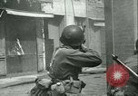 Standbild alliierten Truppen SAINT MALO FRANKREICH, 1944, aus Sekunde 54 historischem Filmmaterial Videoclip 65675020668