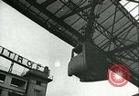 Immagine di Fabbriche di auto Parigi Francia, 1941, secondo 29 filmato di repertorio 65675020678
