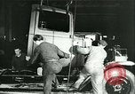 Immagine di Fabbriche di auto Parigi Francia, 1941, secondo 46 filmato di repertorio 65675020678