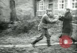 Standbild deutscher Soldat Deutschland, 1940, aus Sekunde 7 historischem Filmmaterial Videoclip 65675020689