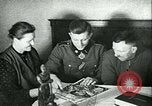 Standbild deutscher Soldat Deutschland, 1940, aus Sekunde 22 historischem Filmmaterial Videoclip 65675020689
