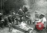 Standbild deutscher Soldat Deutschland, 1940, aus Sekunde 57 historischem Filmmaterial Videoclip 65675020689