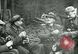 Standbild deutscher Soldat Deutschland, 1940, aus Sekunde 61 historischem Filmmaterial Videoclip 65675020689