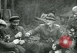 Standbild deutscher Soldat Deutschland, 1940, aus Sekunde 62 historischem Filmmaterial Videoclip 65675020689