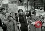 Image Milwaukee Braves Baseball Team arrive dans la ville Milwaukee Wisconsin USA, 1953, de la seconde 41 séquences d'archives historiques vidéo 65675020699