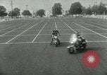 Standbild Motorrad Polizisten Los Angeles California USA, 1953, aus Sekunde 15 historischem Filmmaterial Videoclip 65675020700