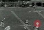 Image match de football Lawrence Kansas USA, 1950, de la seconde 61 séquences d'archives historiques vidéo 65675020705