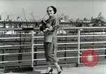 Immagine di Josef sacchi New York United States USA, 1953, secondo 47 filmato di repertorio 65675020715