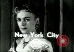 Immagine di Christine Jorgensen avvocato transgender New York City USA, 1953, secondo 1 filmato di repertorio 65675020719