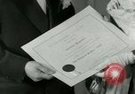 Immagine di Christine Jorgensen avvocato transgender New York City USA, 1953, secondo 12 filmato di repertorio 65675020719