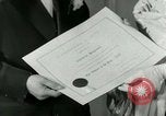 Immagine di Christine Jorgensen avvocato transgender New York City USA, 1953, secondo 13 filmato di repertorio 65675020719