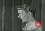 Immagine di Christine Jorgensen avvocato transgender New York City USA, 1953, secondo 18 filmato di repertorio 65675020719