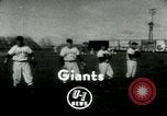 Standbild New York Giants baseball team in Spring Training Phoenix Arizona USA, 1953, aus Sekunde 1 historischem Filmmaterial Videoclip 65675020721