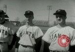 Standbild New York Giants baseball team in Spring Training Phoenix Arizona USA, 1953, aus Sekunde 18 historischem Filmmaterial Videoclip 65675020721