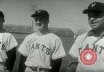 Standbild New York Giants baseball team in Spring Training Phoenix Arizona USA, 1953, aus Sekunde 20 historischem Filmmaterial Videoclip 65675020721