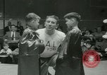 Standbild junge Boxer New York City USA, 1953, aus Sekunde 8 historischem Filmmaterial Videoclip 65675020723