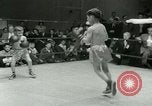 Standbild junge Boxer New York City USA, 1953, aus Sekunde 18 historischem Filmmaterial Videoclip 65675020723