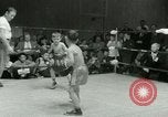 Standbild junge Boxer New York City USA, 1953, aus Sekunde 20 historischem Filmmaterial Videoclip 65675020723