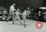 Standbild junge Boxer New York City USA, 1953, aus Sekunde 21 historischem Filmmaterial Videoclip 65675020723