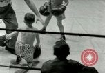 Standbild junge Boxer New York City USA, 1953, aus Sekunde 37 historischem Filmmaterial Videoclip 65675020723