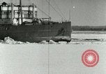 Image brise-glace Fédéral Montréal Québec Canada, 1953, de la seconde 36 séquences d'archives historiques vidéo 65675020726