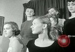 Immagine di Orecchini Mobile San Francisco California USA, 1953, secondo 59 filmato di repertorio 65675020735