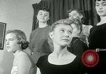 Immagine di Orecchini Mobile San Francisco California USA, 1953, secondo 62 filmato di repertorio 65675020735