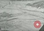 Image Yonpo base aérienne évacuation Yonpo Corée, 1950, de la seconde 32 séquences d'archives historiques vidéo 65675020741