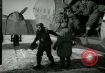 Immagine di Aria Yonpo evacuazione di base Yonpo Corea, 1950, secondo 14 filmato di repertorio 65675020743