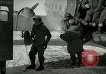 Immagine di Aria Yonpo evacuazione di base Yonpo Corea, 1950, secondo 15 filmato di repertorio 65675020743