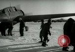 Immagine di Aria Yonpo evacuazione di base Yonpo Corea, 1950, secondo 11 filmato di repertorio 65675020744