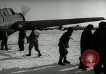 Immagine di Aria Yonpo evacuazione di base Yonpo Corea, 1950, secondo 13 filmato di repertorio 65675020744