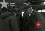 Standbild Admiral Turner Freude Yonpo Korea, 1950, aus Sekunde 13 historischem Filmmaterial Videoclip 65675020750