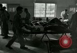 Immagine di Soldati feriti Tokyo Giappone, 1950, secondo 44 filmato di repertorio 65675020764