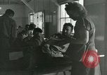 Immagine di Soldati feriti Tokyo Giappone, 1950, secondo 61 filmato di repertorio 65675020764