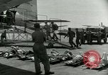 Immagine di Soldati feriti Tokyo Giappone, 1950, secondo 24 filmato di repertorio 65675020765