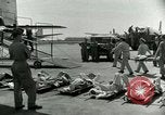 Immagine di Soldati feriti Tokyo Giappone, 1950, secondo 29 filmato di repertorio 65675020765