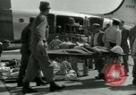 Immagine di Soldati feriti Tokyo Giappone, 1950, secondo 45 filmato di repertorio 65675020765