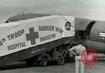 Immagine di Soldati feriti Tokyo Giappone, 1950, secondo 14 filmato di repertorio 65675020766