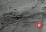Immagine di Stati Uniti Marines nella guerra di Corea Chosin Corea del serbatoio, 1950, secondo 3 filmato di repertorio 65675020770