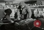 Immagine di Operai giapponese Chosin Corea del serbatoio, 1950, secondo 12 filmato di repertorio 65675020771