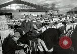 Immagine di Operai giapponese Chosin Corea del serbatoio, 1950, secondo 42 filmato di repertorio 65675020771
