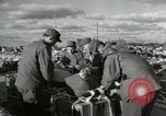 Immagine di Operai giapponese Chosin Corea del serbatoio, 1950, secondo 54 filmato di repertorio 65675020771