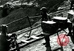 Immagine di Marmite può razioni alimentari nella guerra di Corea Corea, 1951, secondo 11 filmato di repertorio 65675020780